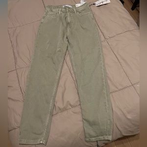 NWT High Rise Mom Fit Slim Ankle Zara Jeans 4